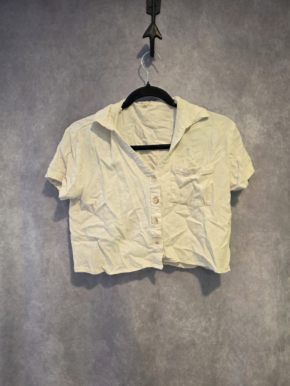 Love Notes Cream Short-Sleeve Cropped Button Top